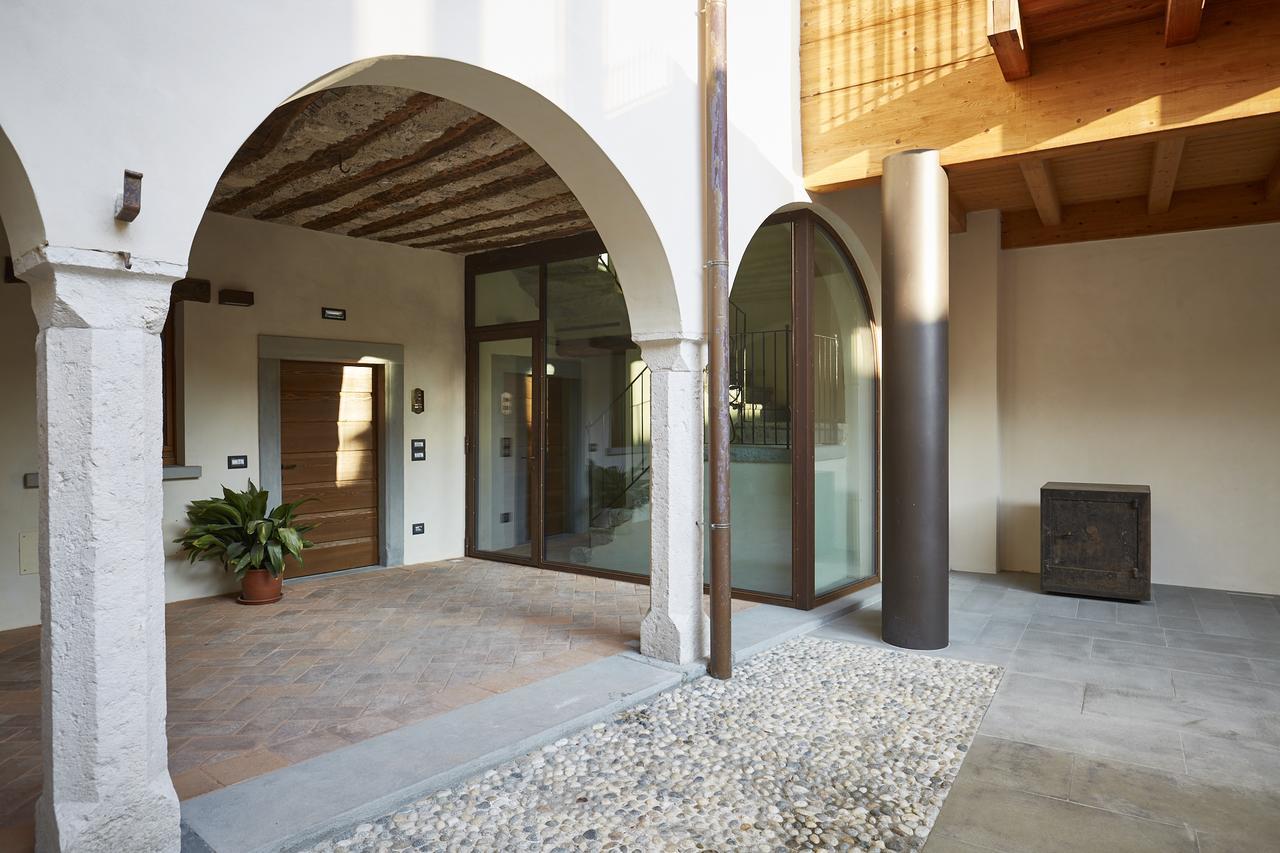 Palazzo Eleonora Bed & Breakfast Monasterolo del Castello Exterior photo