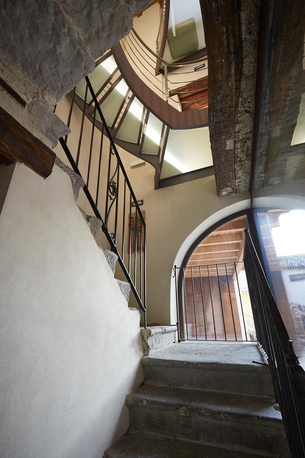 Palazzo Eleonora Bed & Breakfast Monasterolo del Castello Exterior photo
